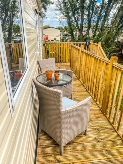 Вилла The Hygge Retreat At 7 Lakes Country Park, Lincolnshire Crowle  Экстерьер фото